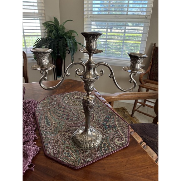 Silver-plated 3-Arm Candelabra Floral Embossed Ornate Elegant Centerpiece Gothic